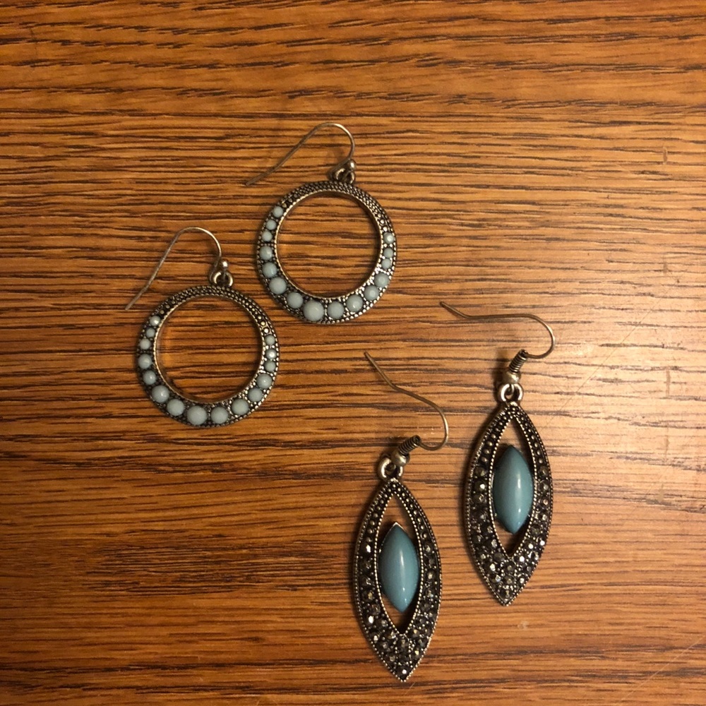Tons of Earrings!